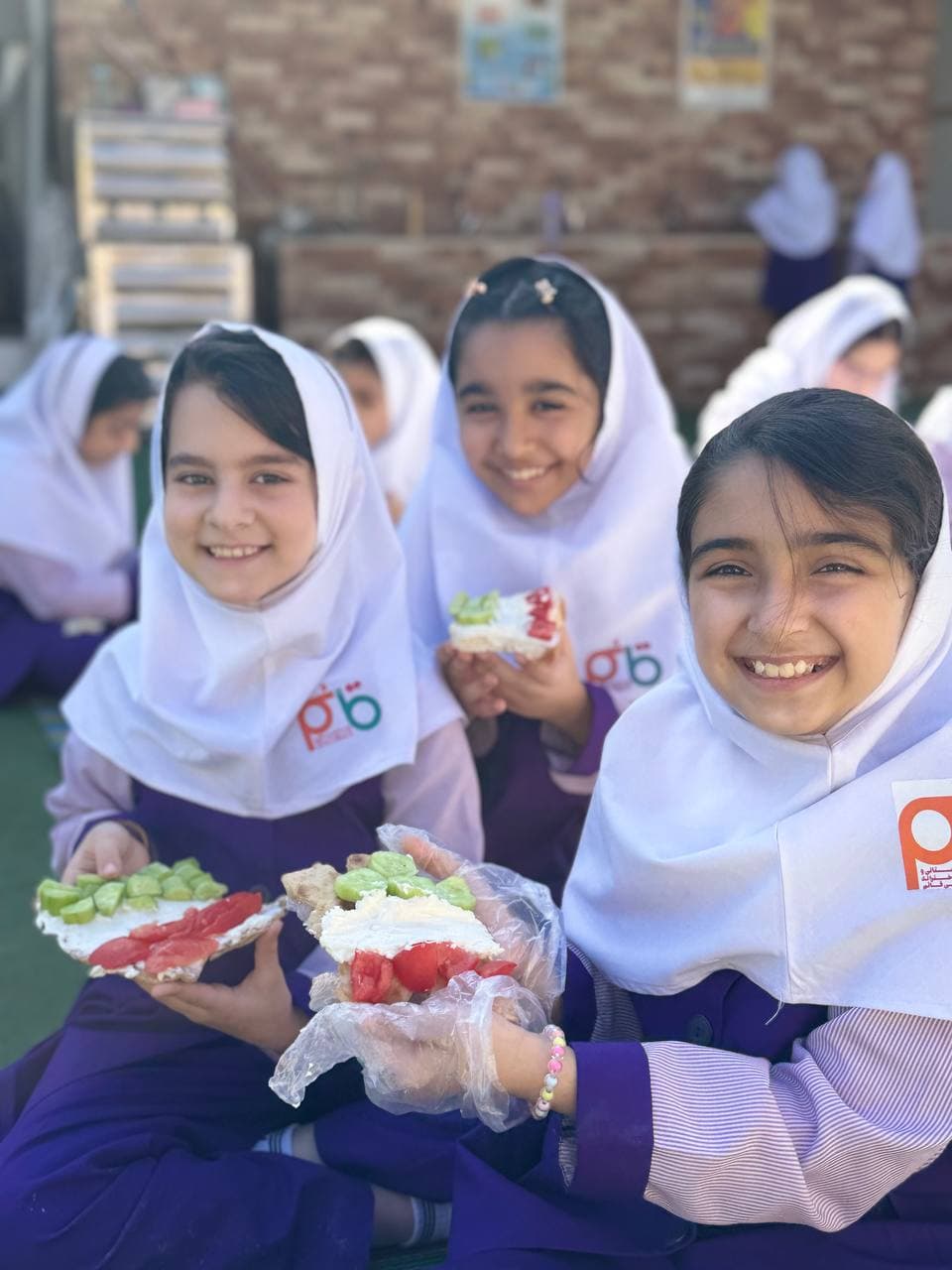 پیش دبستانی و دبستان دخترانه غیر دولتی قائم