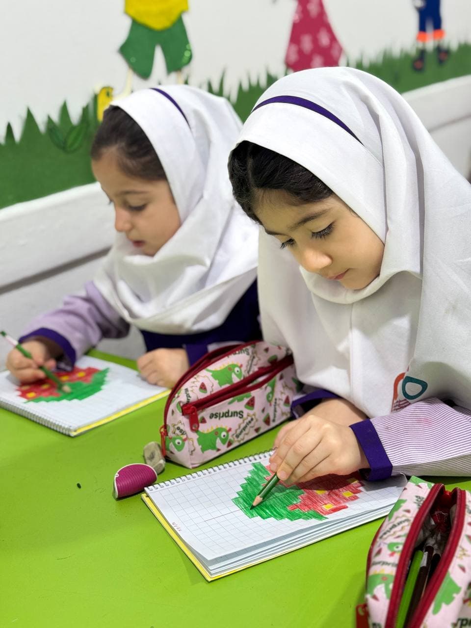پیش دبستانی و دبستان دخترانه غیر دولتی قائم